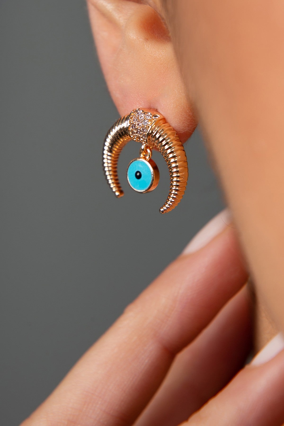 c63bb225649f3d58541b97f7b5b8c36a