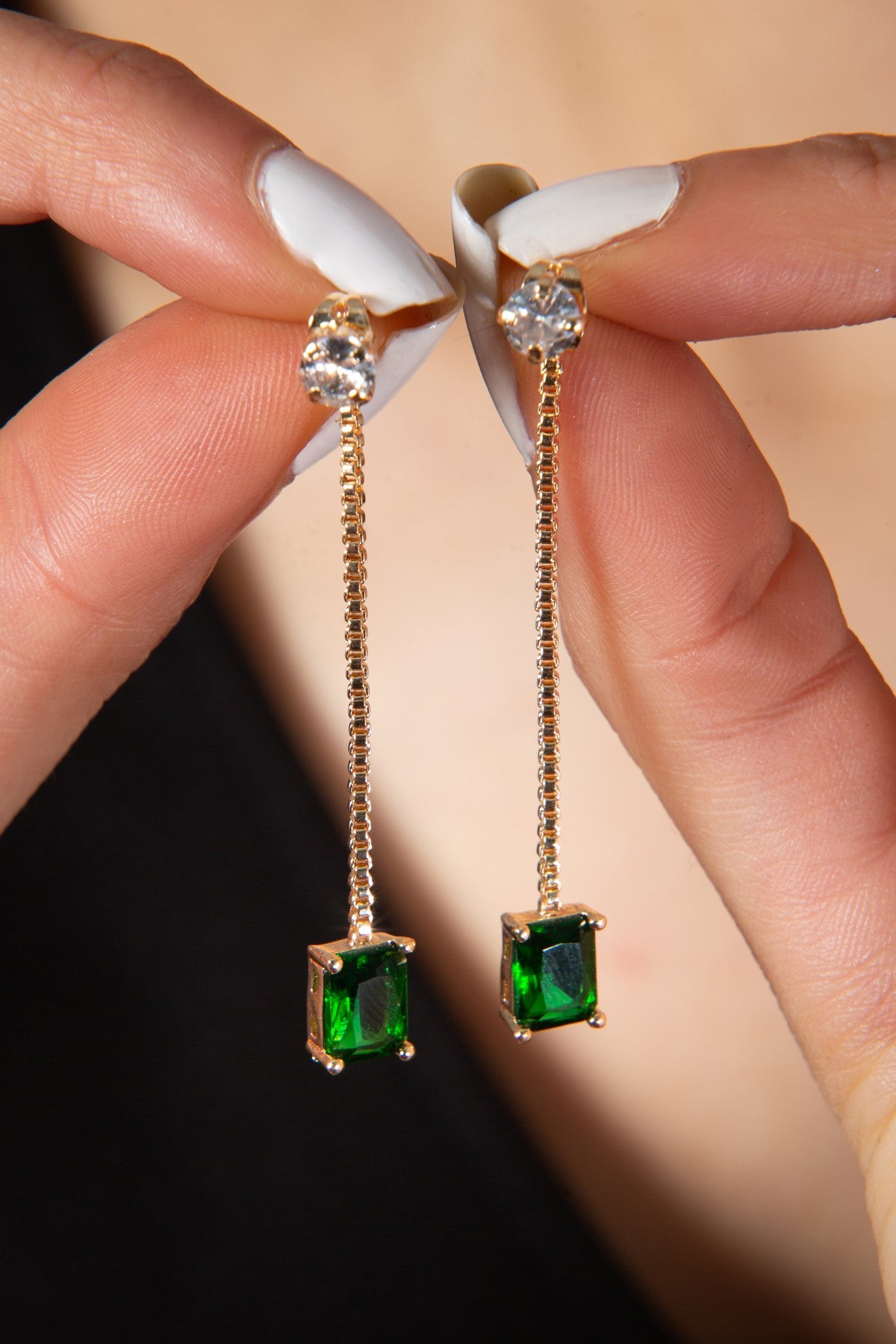 1000a5db77934ce3db15e881ef5506b2