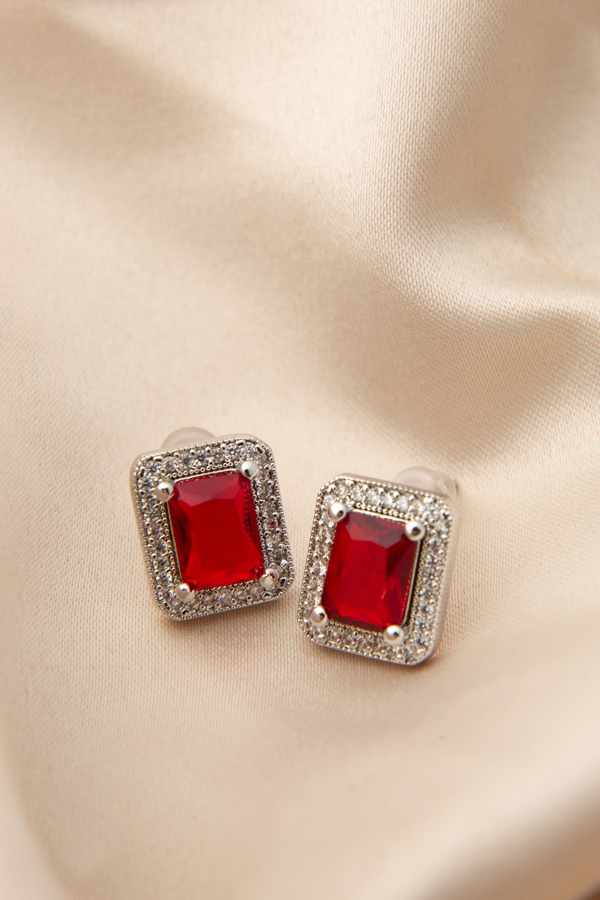 9ac87248aebcac0ce9231c3d0885b396