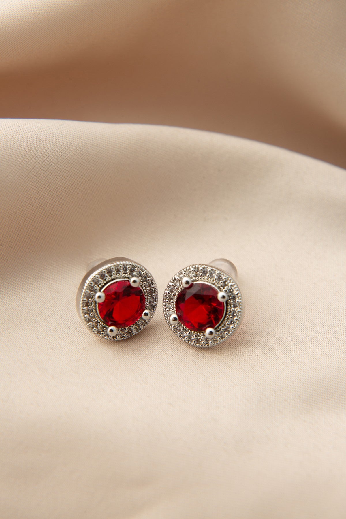 c932d8b4bc28fad64a9d0c03f4343d29