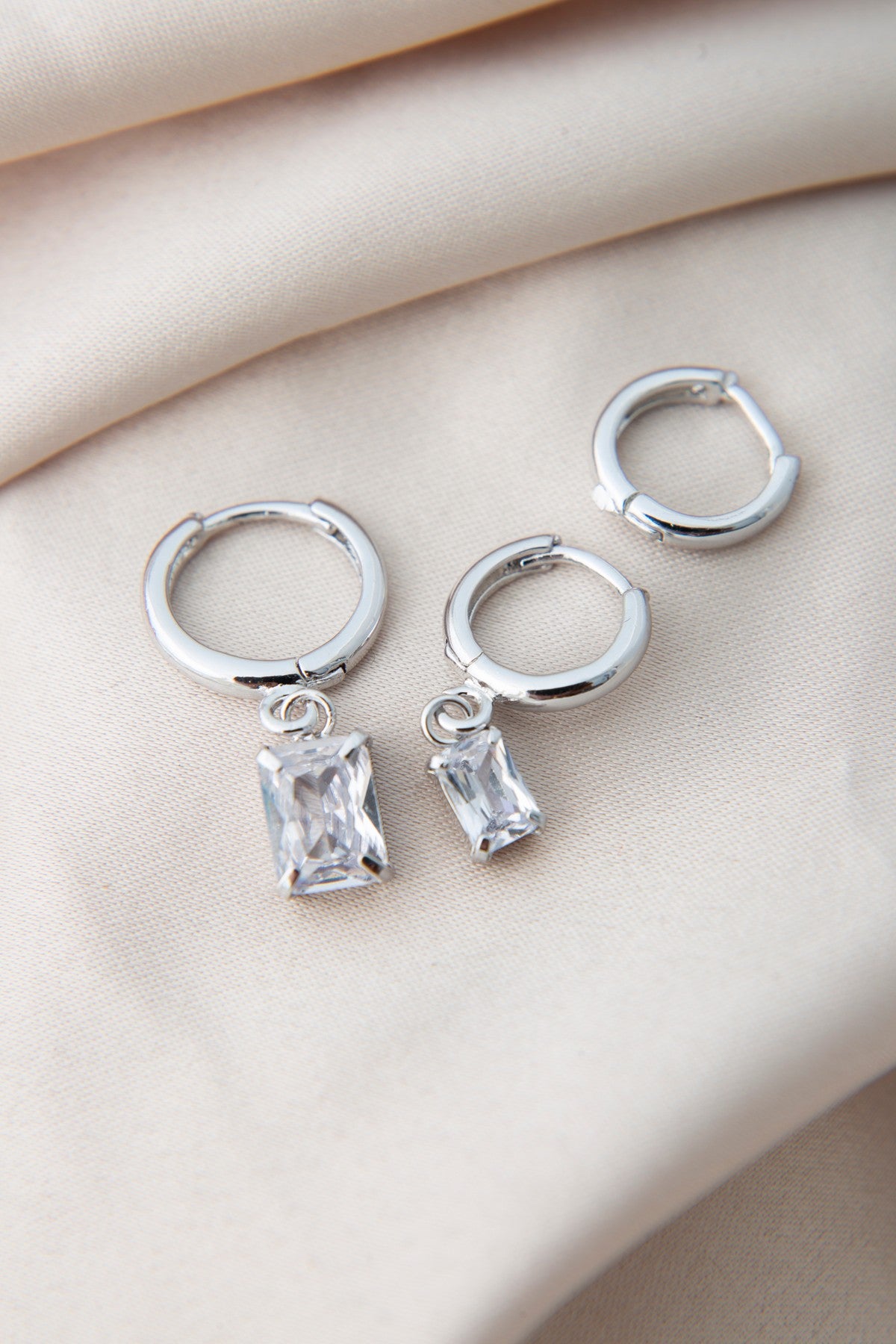 6775727462d759d24b90da3cee4db4b8