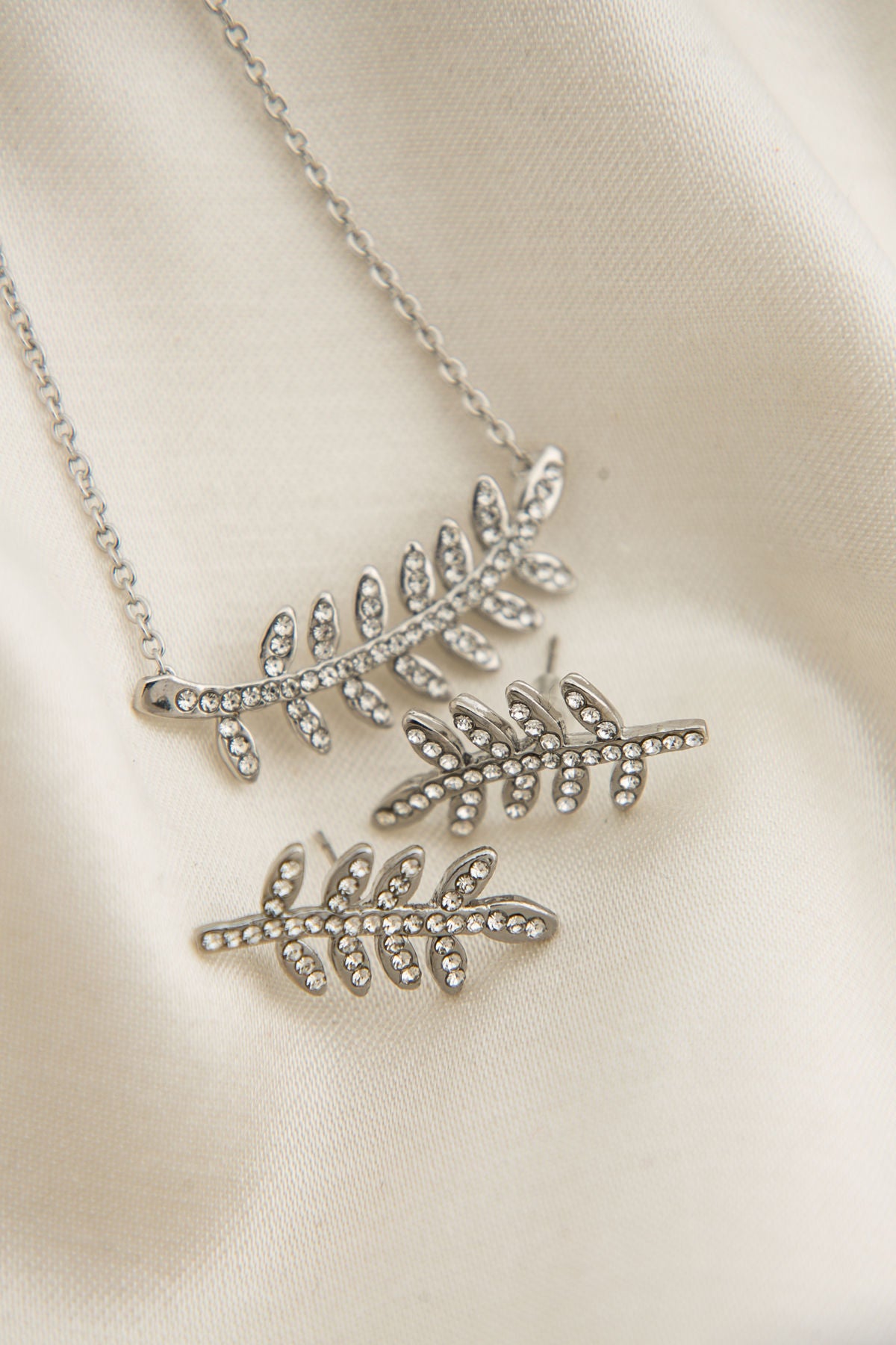 4ddcb479aa355b15e142460c243ad91b