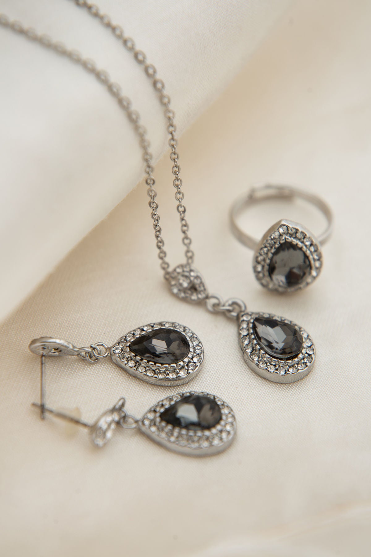 32592257ef0522cbf647070ccad353a5