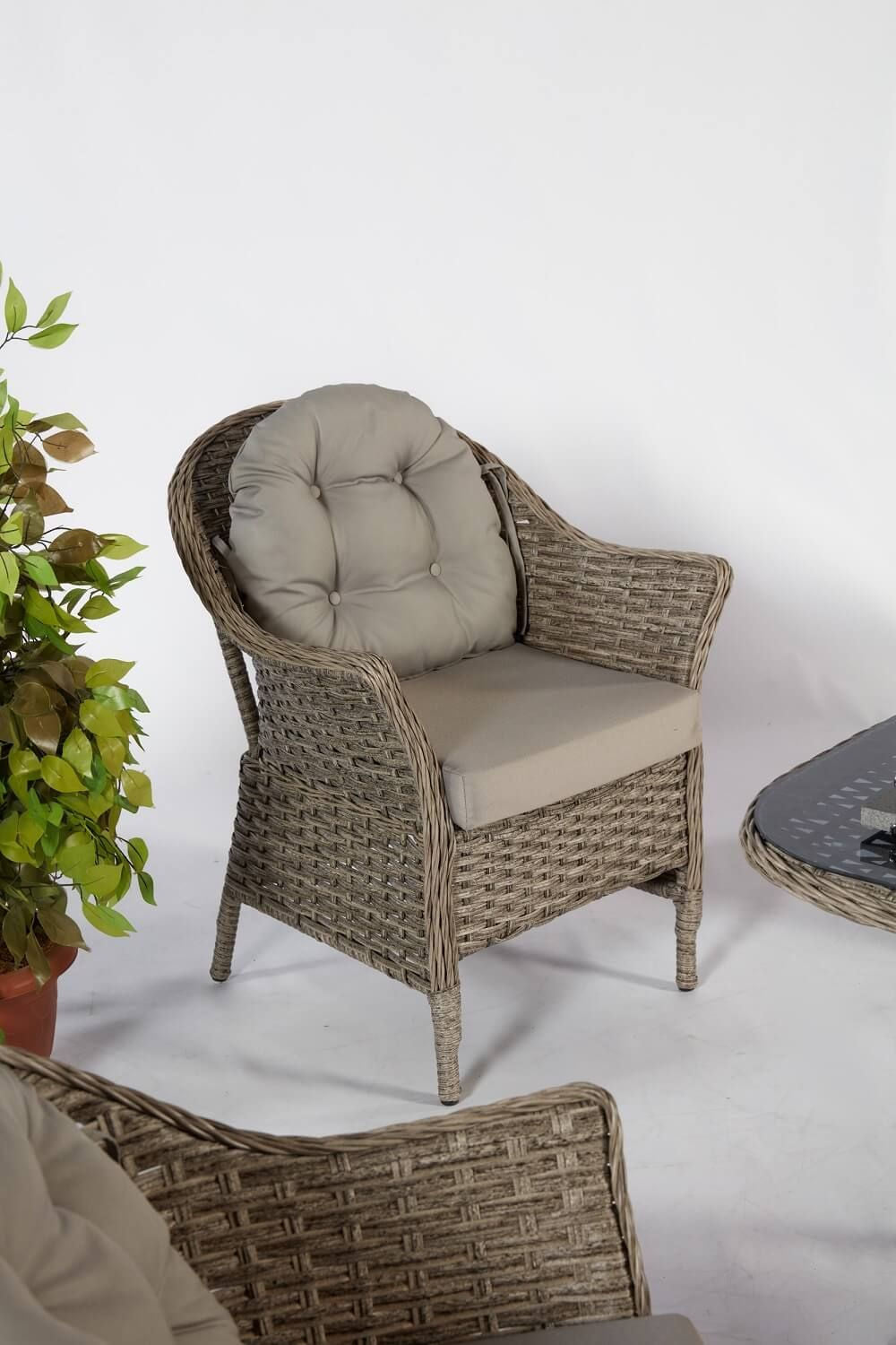 7077025e63b4116d38c8246300793211