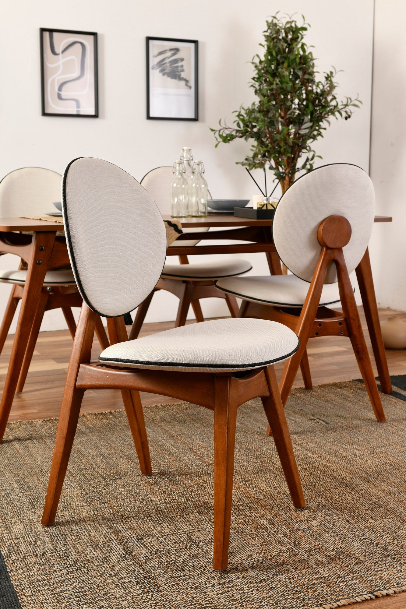Set stolova i stolica (5 komada), Orah Krema, Touch Wooden - Cream